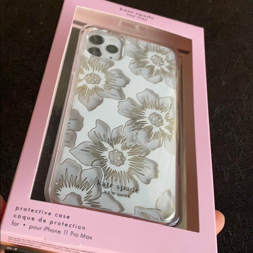 New Kate spade iPhone 11 Pro Max case - Picture 3 of 3